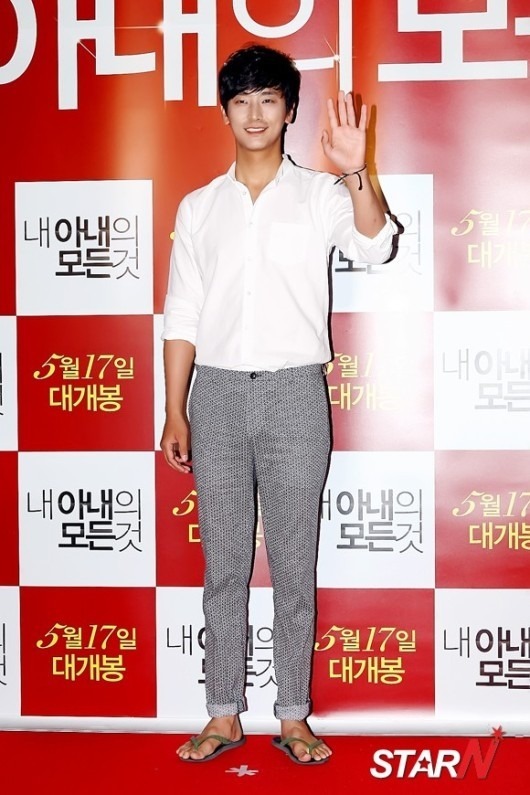 더블클릭을 하시면 이미지를 수정할 수 있습니다